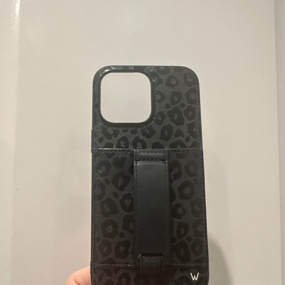 Walli Black Phone Case with Textured Design and Secure Grip iPhone 14 Pro Max - Picture 3 of 5